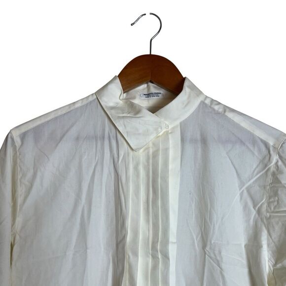 NWT! Talbots off white 100% cotton button down shirt - Picture 2 of 8
